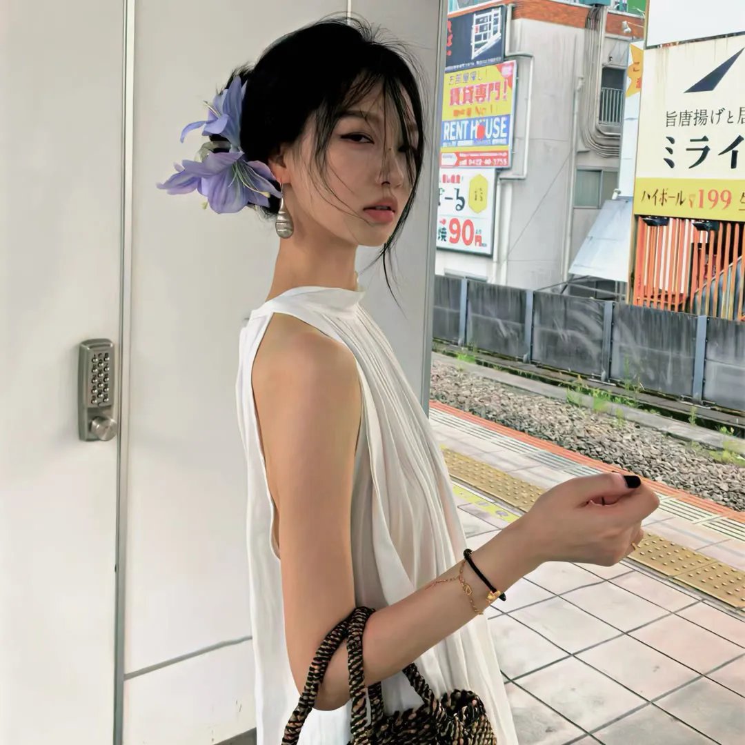 白山茶与黑月光